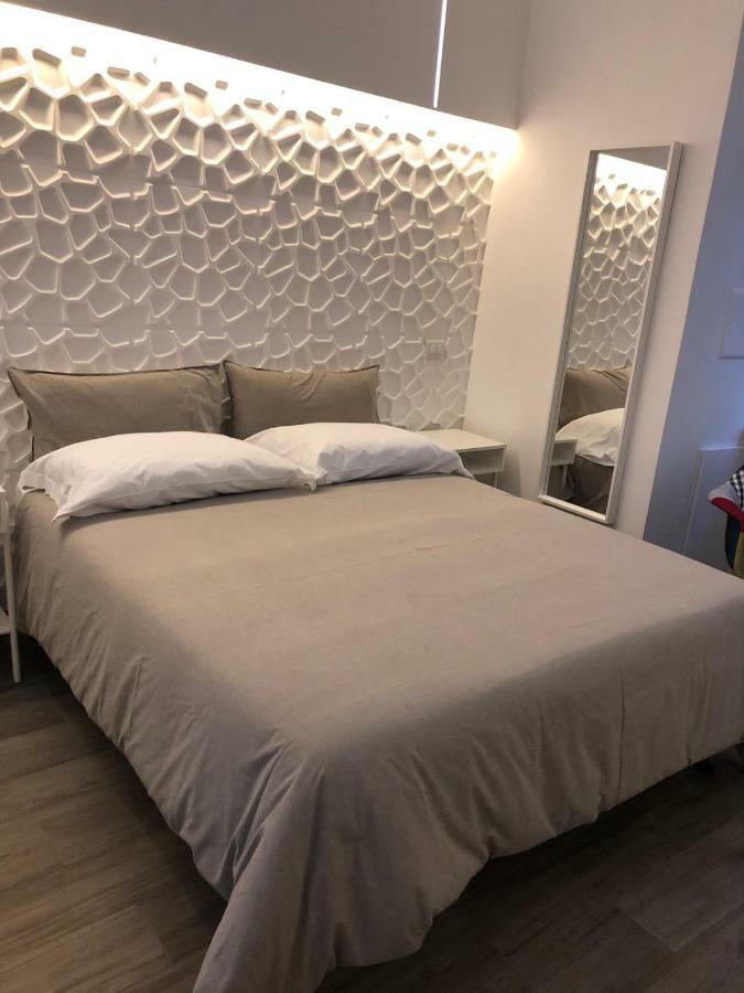 דירות נאפולי Vivi House מראה חיצוני תמונה